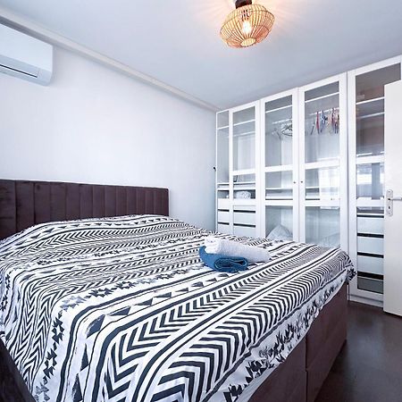 Poincare 4 - Lumineux, Renove, Central Et Calme A Juan Les Pins Antibes Exterior photo