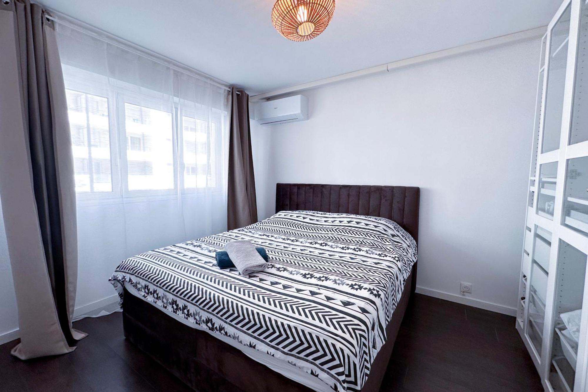 Poincare 4 - Lumineux, Renove, Central Et Calme A Juan Les Pins Antibes Exterior photo