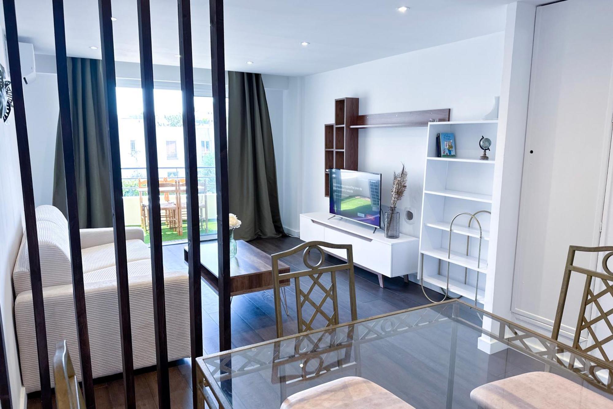 Poincare 4 - Lumineux, Renove, Central Et Calme A Juan Les Pins Antibes Exterior photo